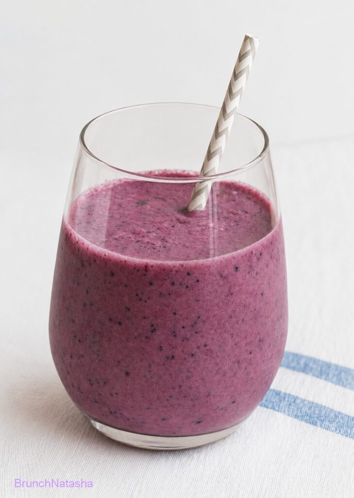 Blueberry Mango Smoothie