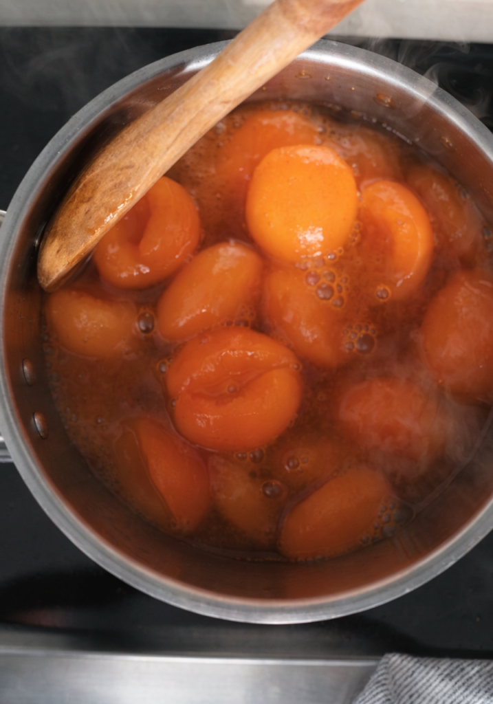 Easy Apricot Jam