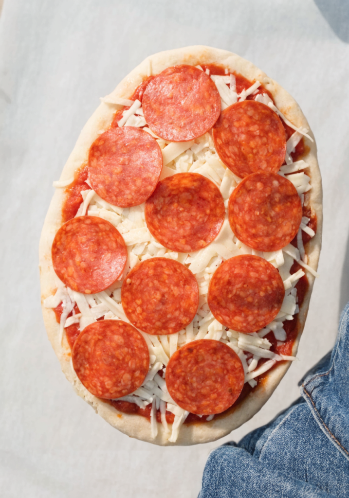 Easy Pepperoni Naan Pizza Recipe