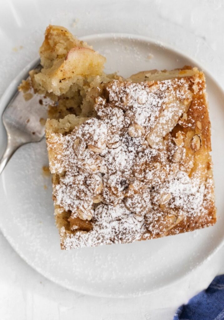 Chai Spiced Pear Breakfast Cake