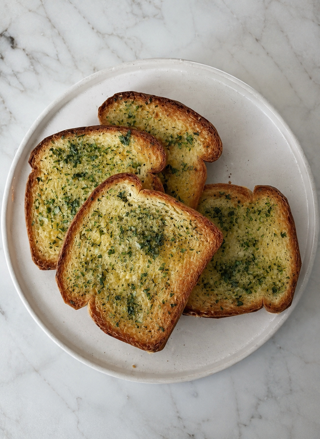 Easy Skillet Garlic Bread